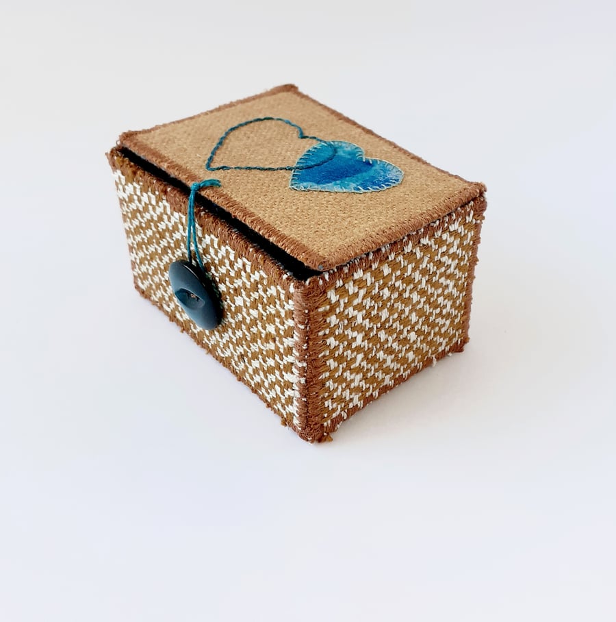 Rectangular keepsake fabric box, ring box