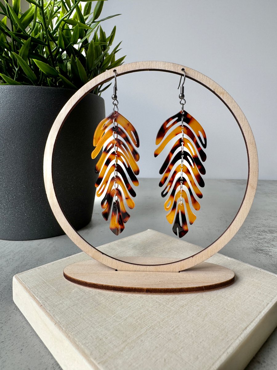 Tortoise Shell Feather Leaf Earrings 