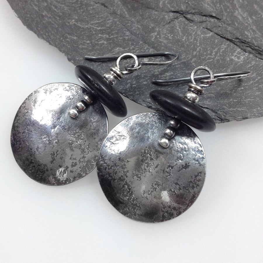 Large round silver and black agate earrings 