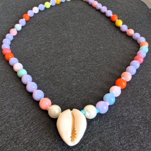Sea Shell Bright Beaded T-Bar Necklace 