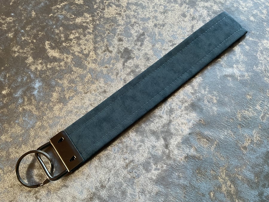 LIGHT BLUE WRISTLET KEYRING KEY HOLDER LANYARD FOB CHAIN 