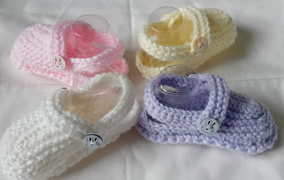 Soft and Cosy Cute Hand Knitted Baby Crocs 0-3 months or 3-6 months