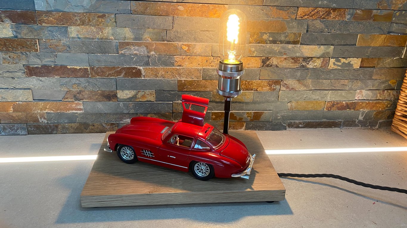 Unique Burago 1:18 Classic Car Lamp