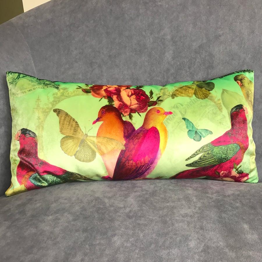 Exotic Bird Velvet cushion