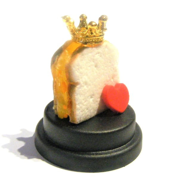 Queen Elizabeth memorial, Marmalade sandwich and crown HRH Elizabeth II, Dashboa