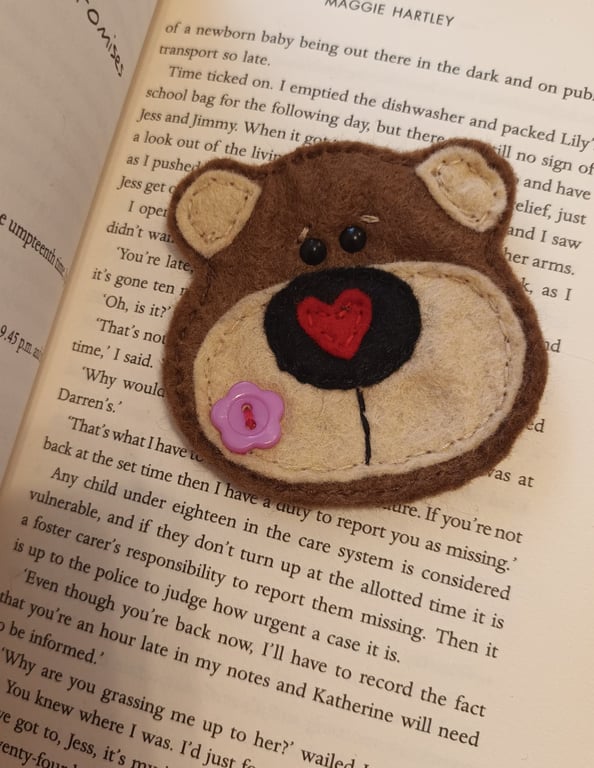 'Brown bear' bookmark,love to read,books,letterbox gift (pink)