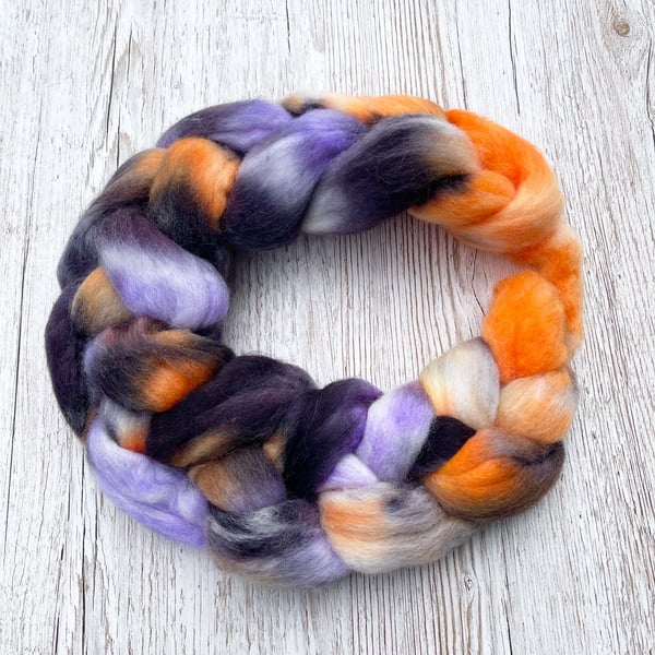 Corriedale Hand Dyed Spinning Fibre Halloween 100g