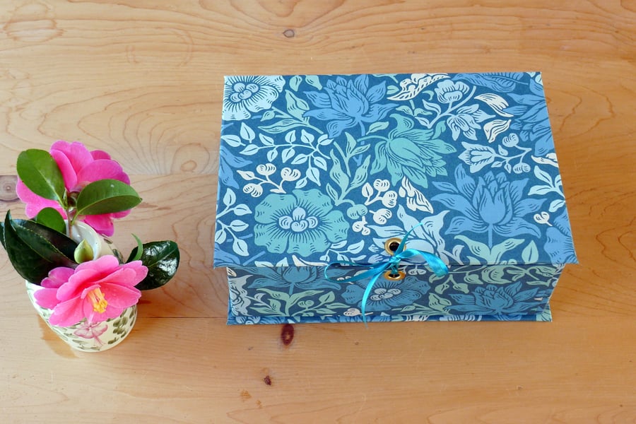William Morris A5 Treasure Box in Mallow Teal - Memory Keepsake Box