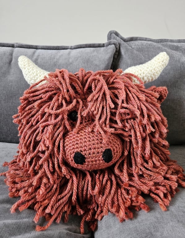 Highland Coo Crochet Cushion BRONZE 