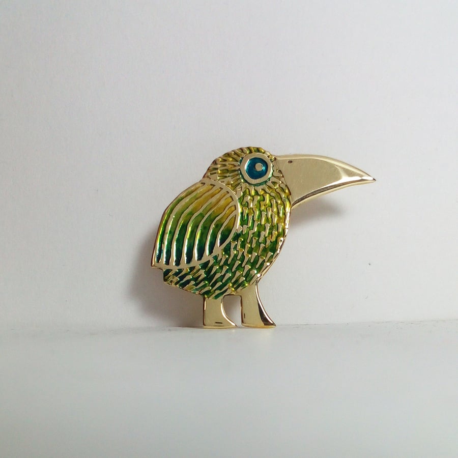  green and gold bird brooch