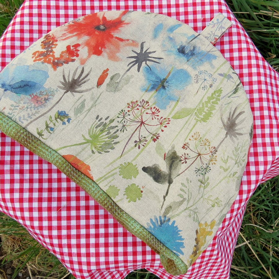 Wildflowers.  A tea cosy, size large. To fit a 4 - 5 cup teapot. 