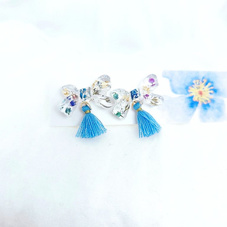 Dried flowers earrings Ribbon shape earrings Cute earrings