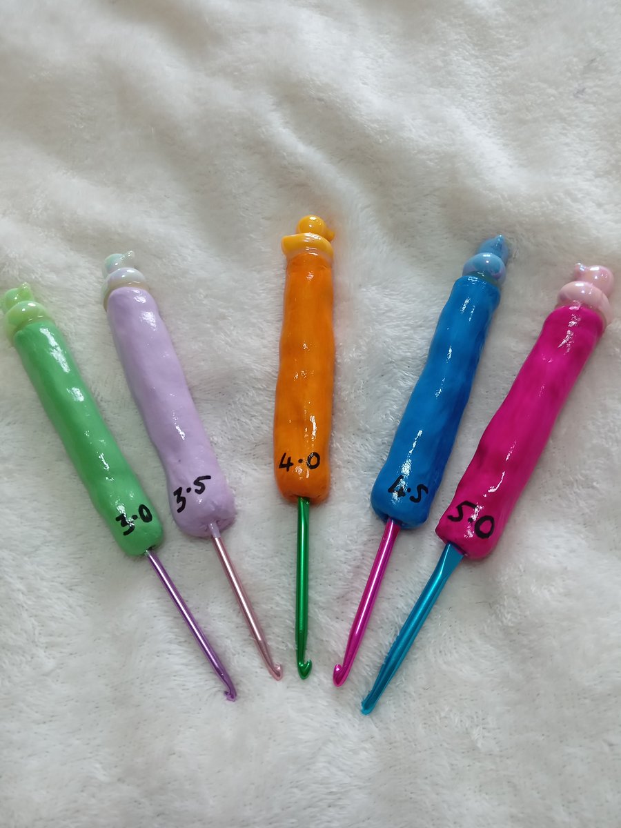 crochet hooks colourful duck charm 