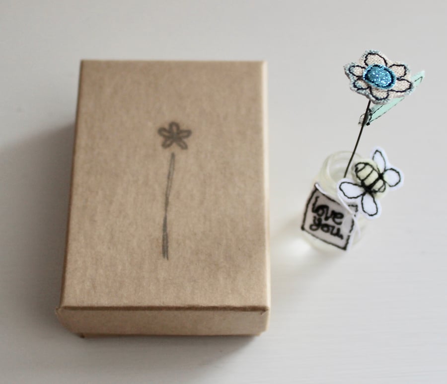 'Dinky Daisy' - Love you, Flower in a Bottle