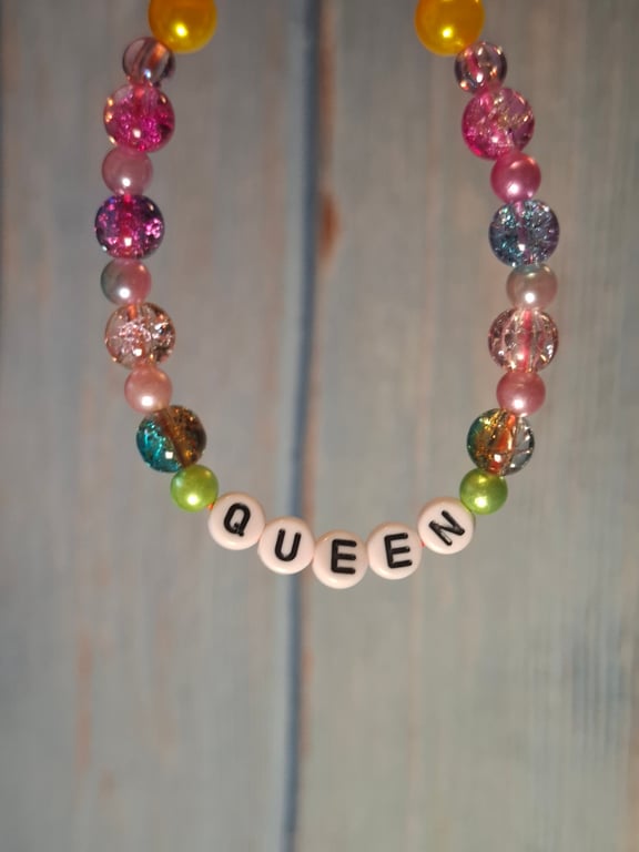 Queen beaded bracelet