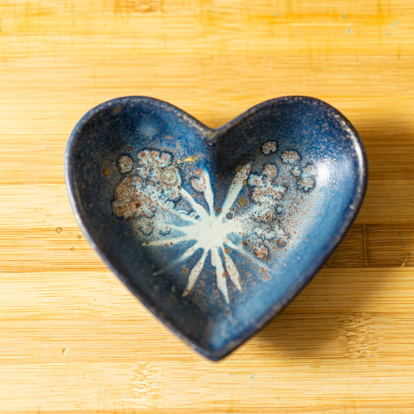 Heart Shaped Trinket Dish with Cyanotype Black-eyed Susans & Gold Folksy064