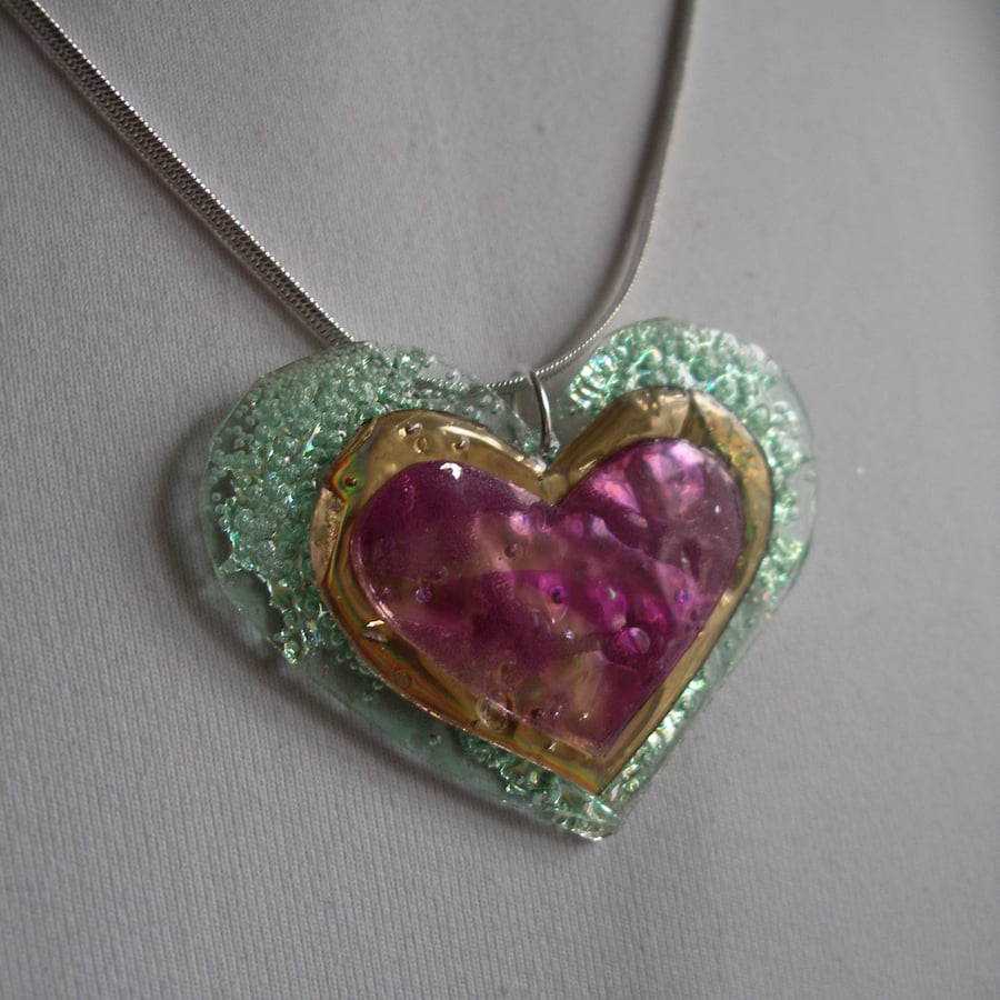 Colourful reflective heart pendant