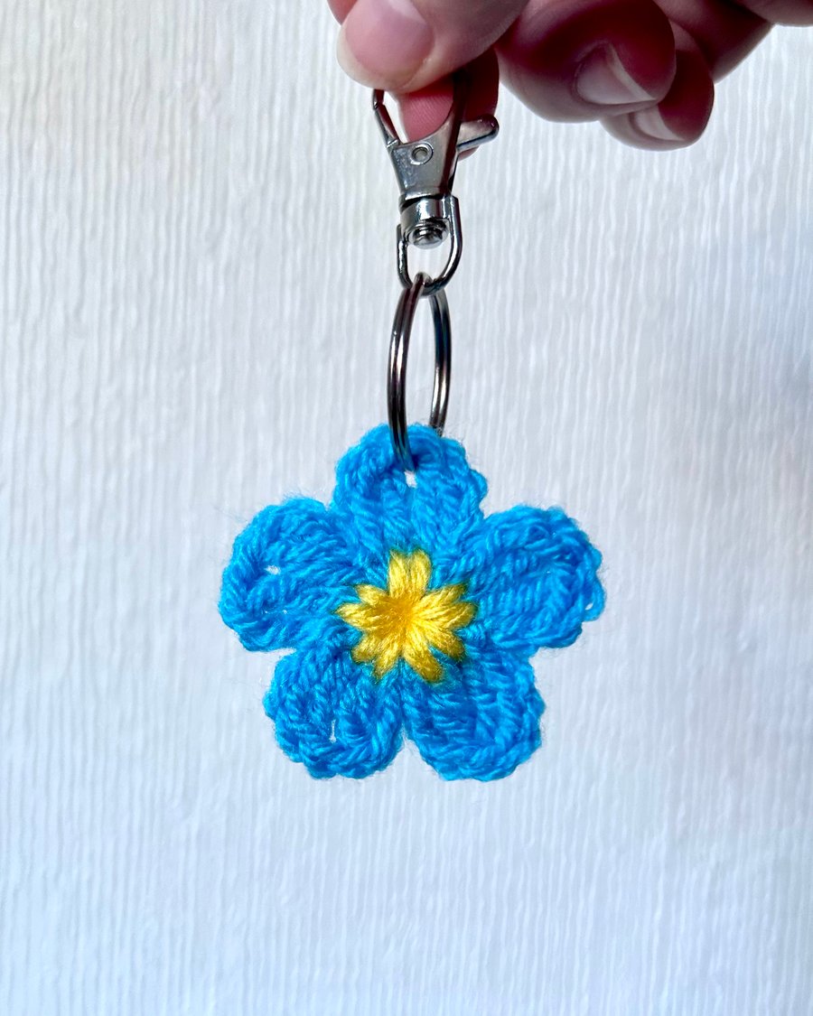 Forget me not Keyring Crocheted 