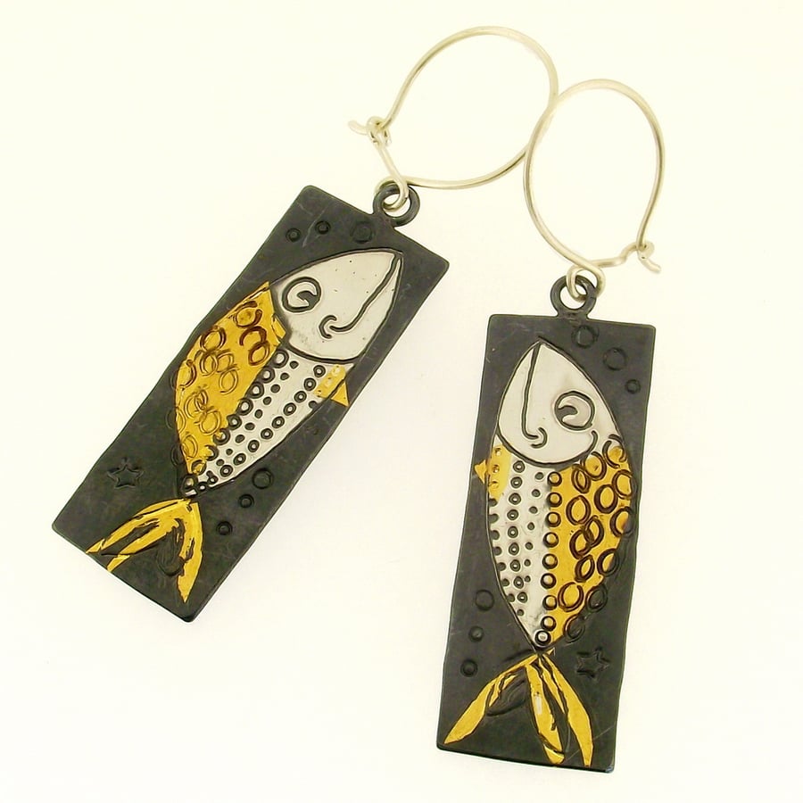 Fish earrings, animal earrings, rectangular earrings, artistic earrings.      