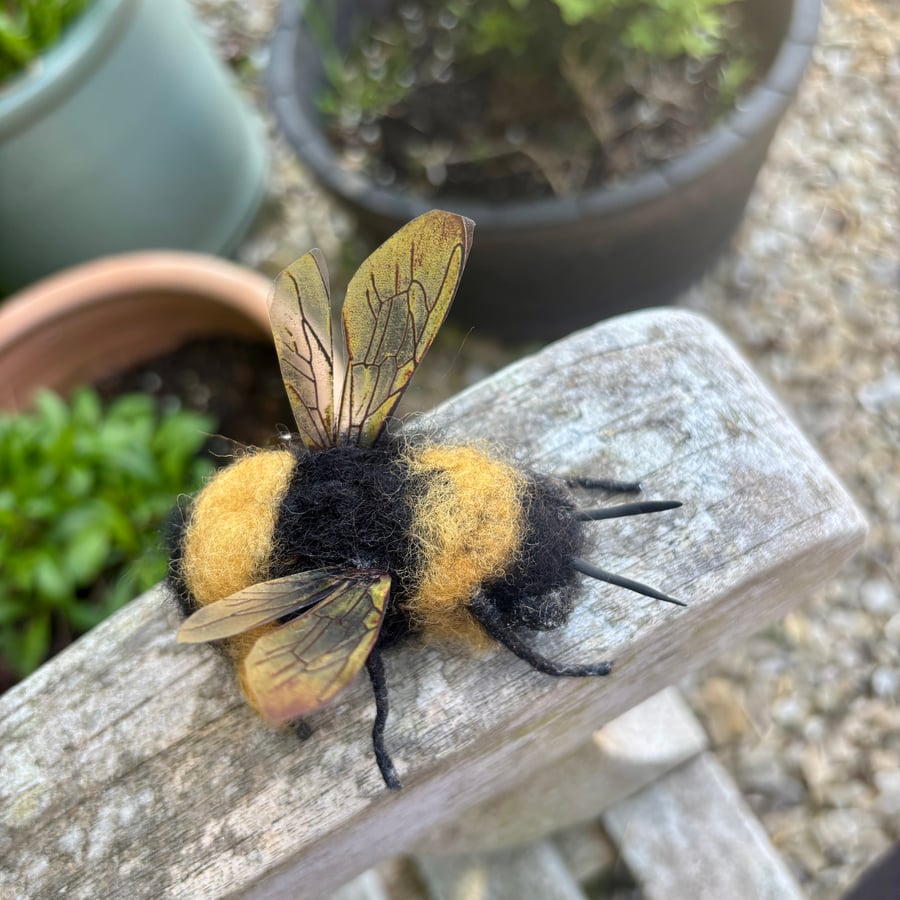 Needle felt wool bumble bee. Hand crafted. 7cm long