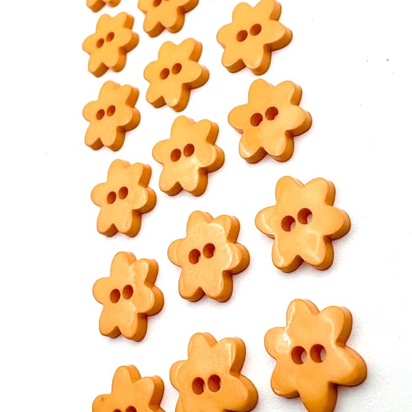 Pack of 15 Light Peach Star Buttons, 12mm Wide, Heavenly!