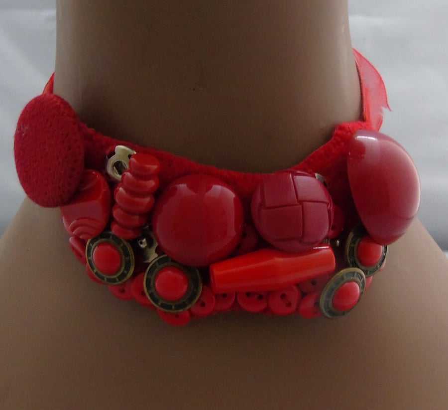 Vintage Button Necklace - Red