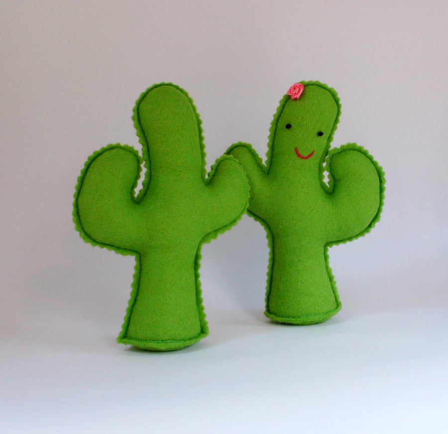 Cactus pin cushion, pincushion, sewing accessories, sewing gift