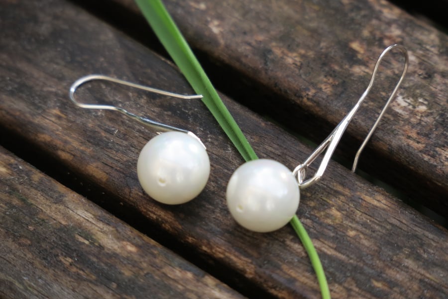 White Pearl Earrings, Silver Dangle Earrings, Pearl Jewellery, Mother's Day Gift