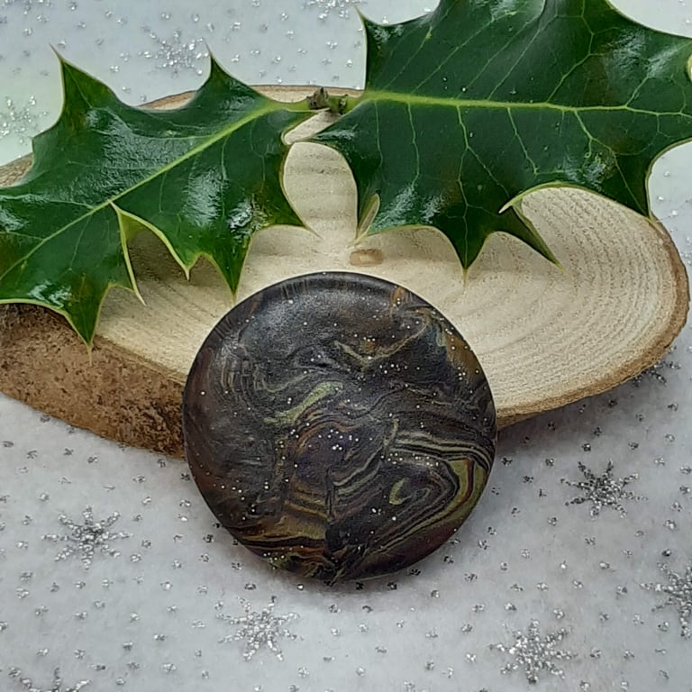 Sparkly polymer clay circular brooch