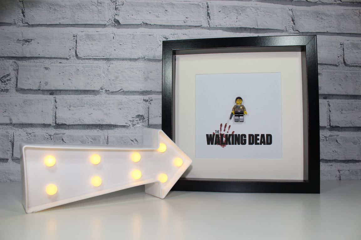 THE WALKING DEAD - FRAMED CUSTOM RICK GRIMES LEGO FIGURE