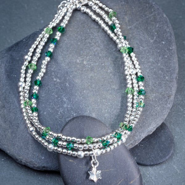 Bracelets Sterling silver with green swarovski and star charm handmade