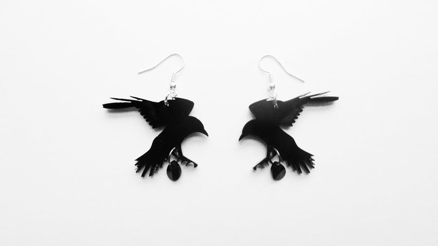 Dark Romance - crow earrings