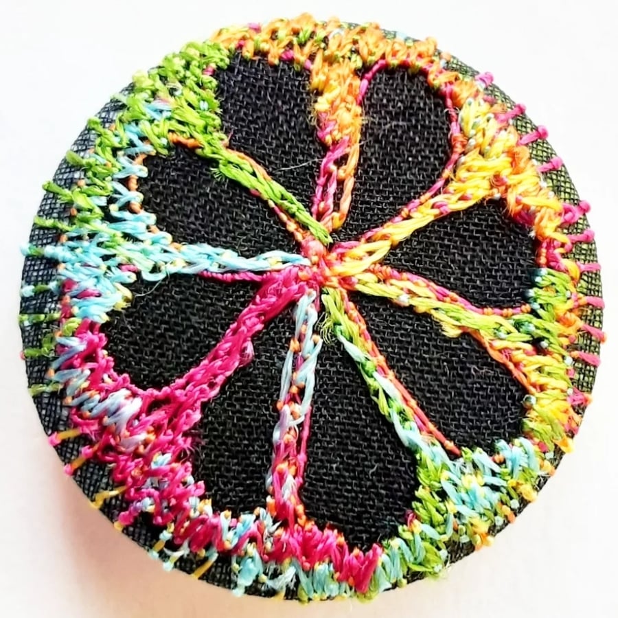 Badge One Inch Black Flower