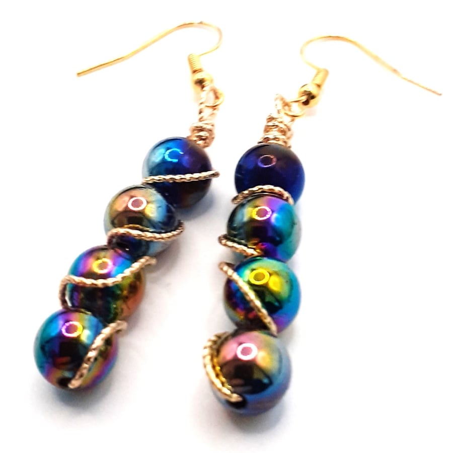 Luxurious Gold-Plated Acrylic Bead Creations: Handcrafted Elegance.