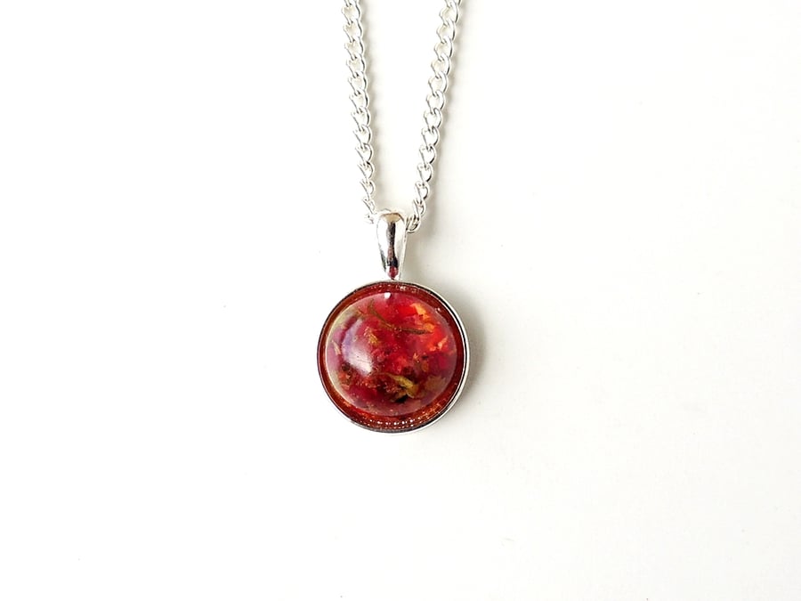 Red Rose Dust Necklace (243)