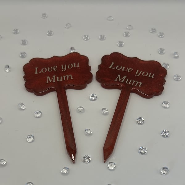 Perfectly Imperfect Resin Plant Labels - "Love you Mum" Deep Red