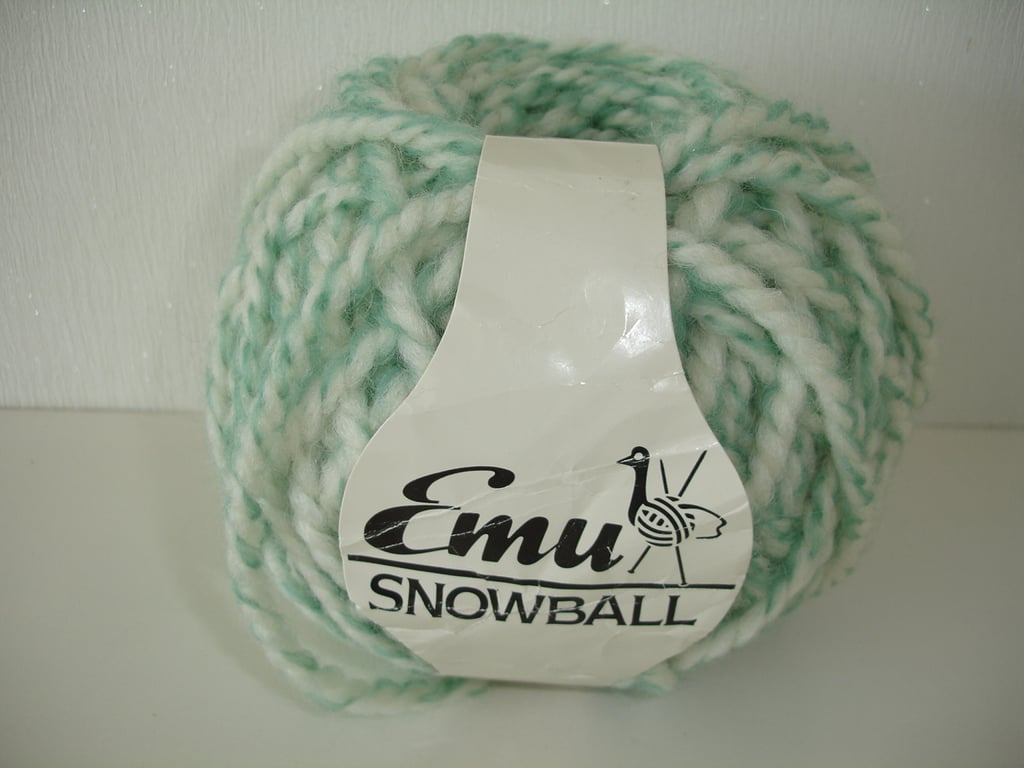 Emu Snowball Wool Ball of Bulky Chunky Yarn Green Ivory - 10 Balls Available