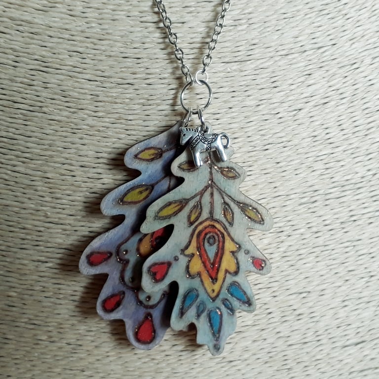 Long Folk art pyrography wooden oak leaf and tibetan silver Dala horse pendant