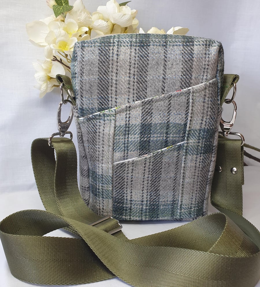 Yorkshire tweed crossbody bag
