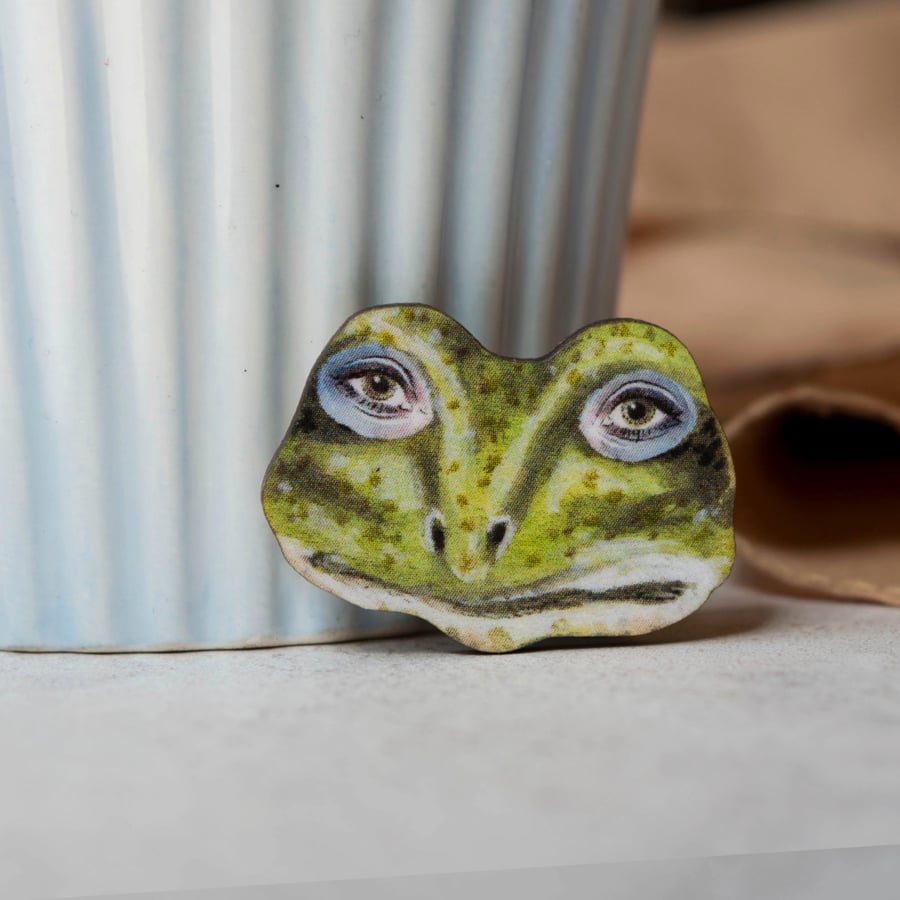 Frog badge, laser cut wooden brooch