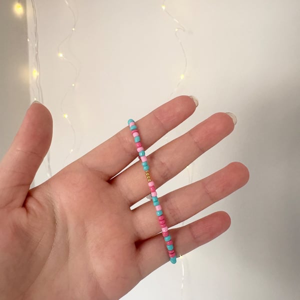 Bubblegum Gold Single Beaded Bracelet