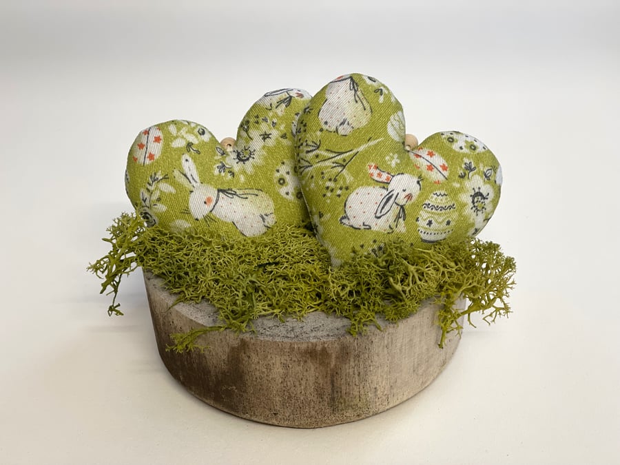 Set 2 Hanging Hearts Green Easter Decoration Bunny Egg Farmhouse Spring Decor