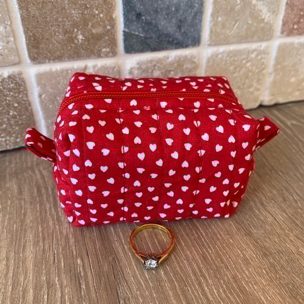 Red With White Hearts Quilted Fabric Mini Box Bag