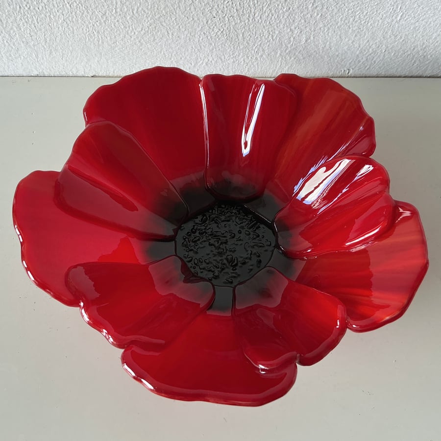 Fused glass poppy flower decorative dish