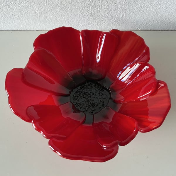 Fused glass poppy flower decorative dish