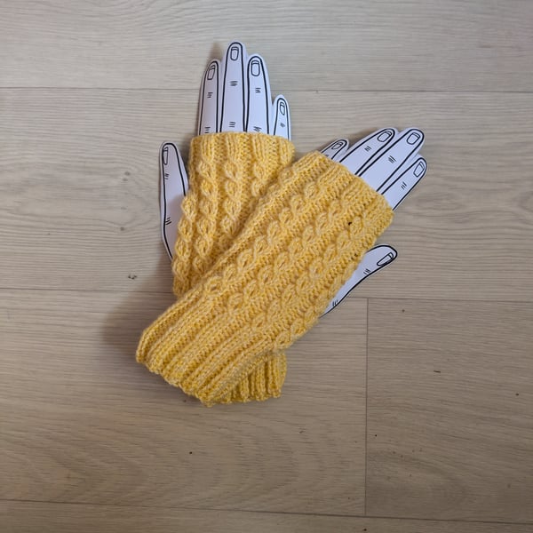 Fingerless Gloves - Wrist Warmers - Ladies Gloves