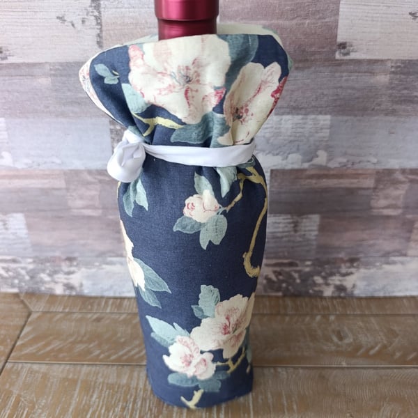 Floral bottle gift bag 