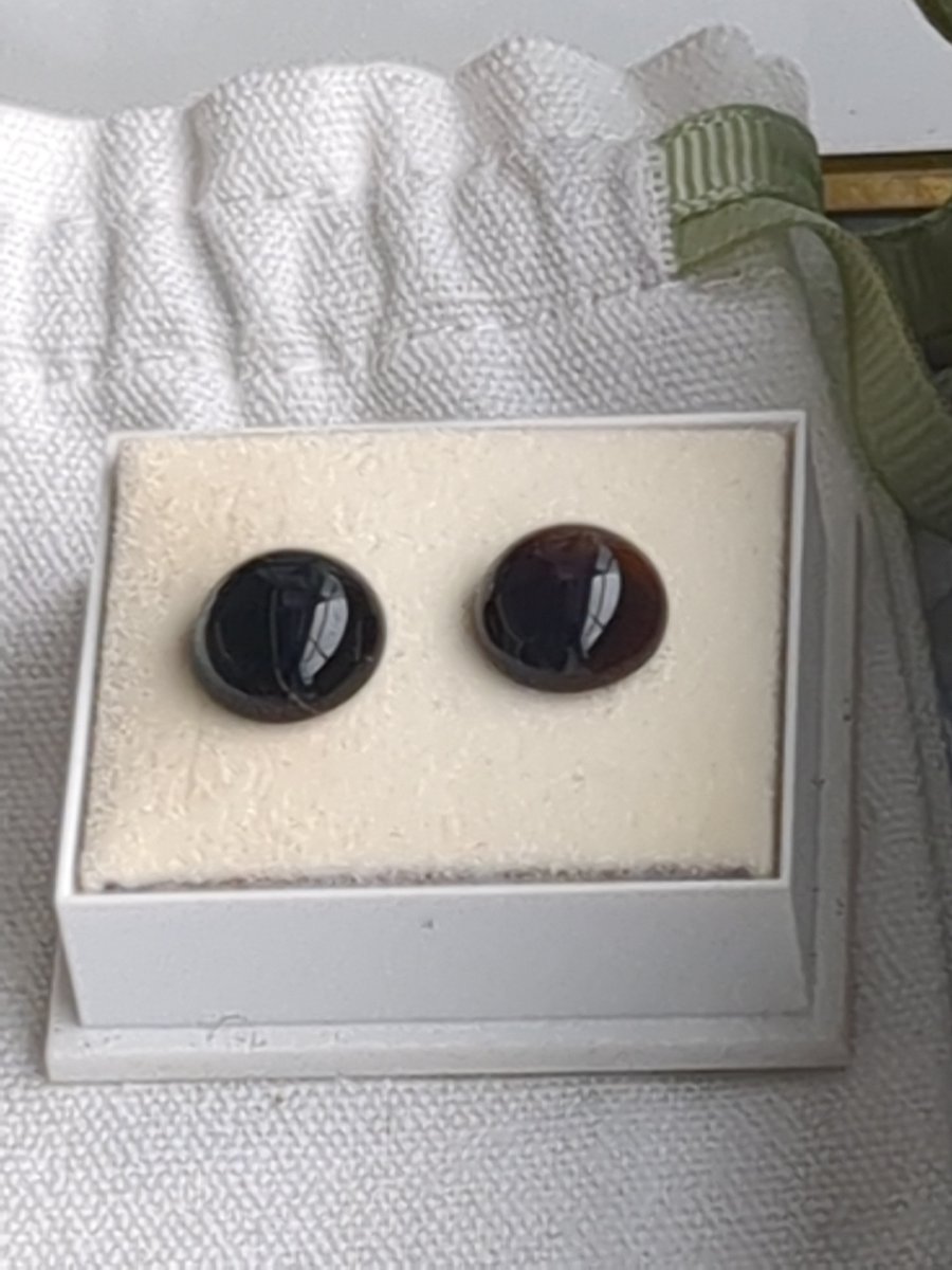 Dark red garnet stud earrings 