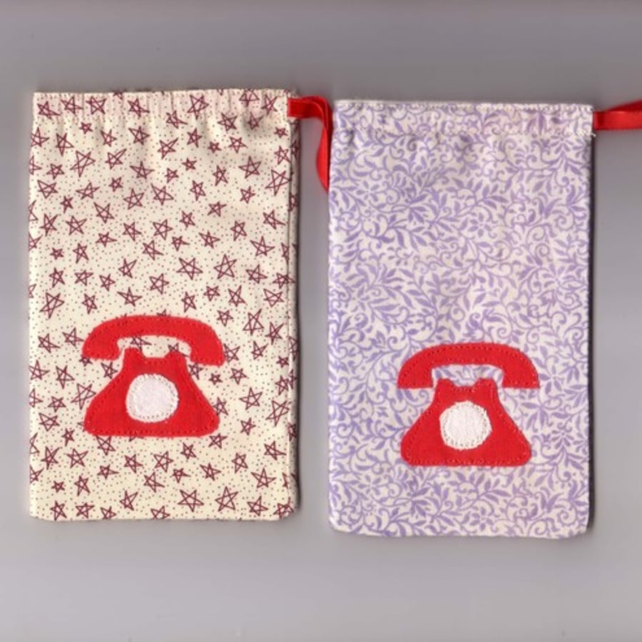 Phone case/cover with applique red telephone