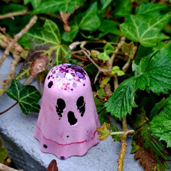 Spooky Cute Mini Ghost Figurines Eco-Resin Glitter Brain Detail Handmade Gothic 